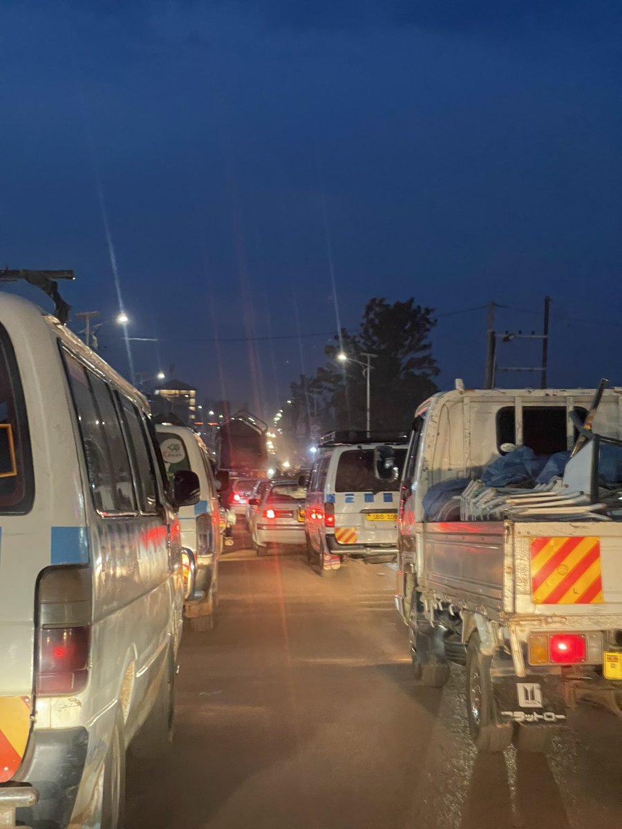 Nga mwanguyeeyo mu byalo byammwe ba Dear. Ekibuga temukirinze kussa ku tu fresh Air.