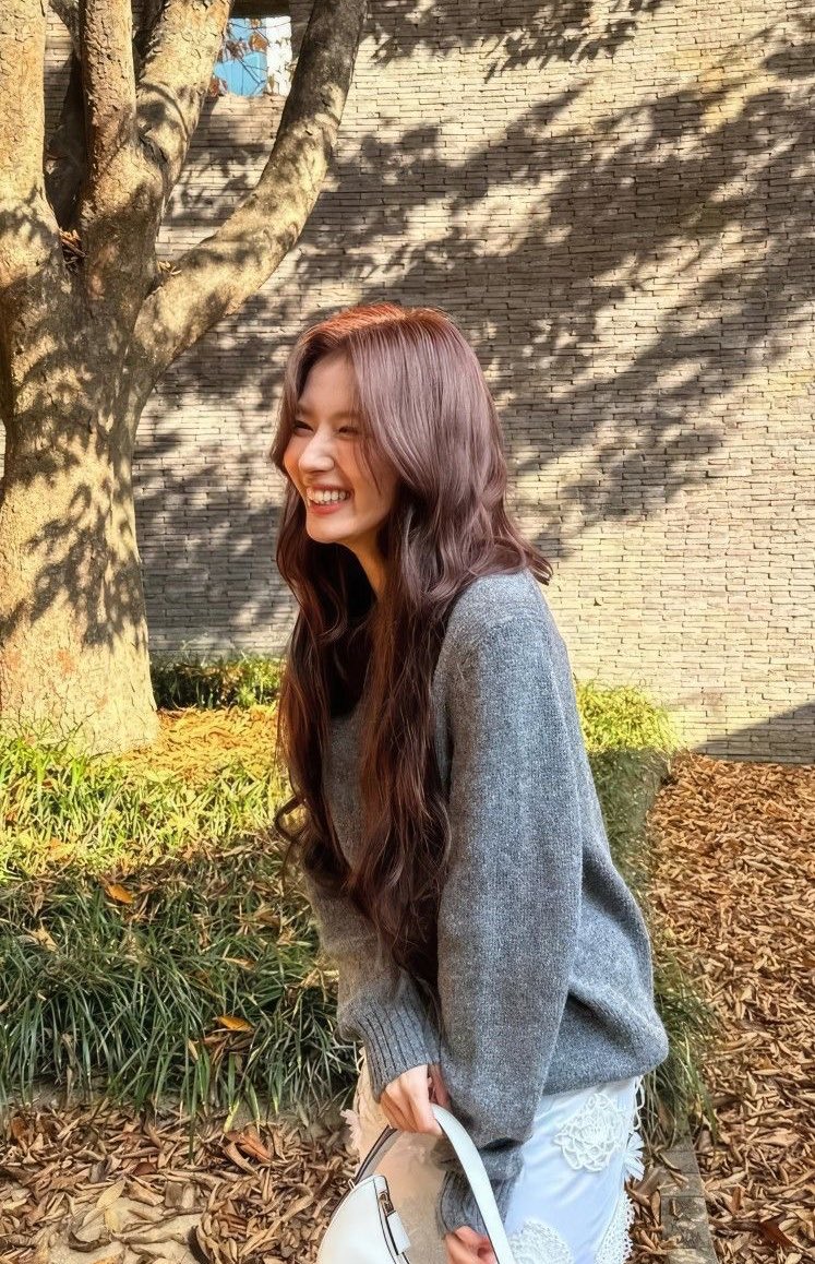 onceuponastayyy's tweet photo. SANA Birthday GA!

- 1 winner of ₱129 GCash

rules:
- like &amp; rt
- mbf; can unfollow after ga
- drop Sana photo and tags
- no ga accts
- filo onces only

will draw the winner on Dec 30, 11pm

HAPPY SANA DAY
#사나의_27번째_겨울이야기
#SharmingSanaDay 
@JYPETWICE https://t.co/G9ngb4PHRn