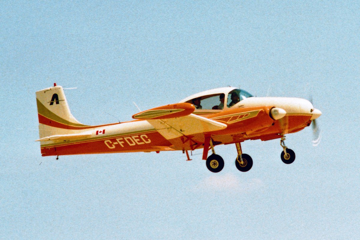 Random Archive shots (8) Twins. Twin Bonanza, Twin Pioneer, Twin Star, Twin Navion. @WooksAmesbury @c_mperman @stealthy360 @XH487 @clark_aviation @julieinthesky @AvHistorian @JBezosky @Sylvia70485099 @carolvorders