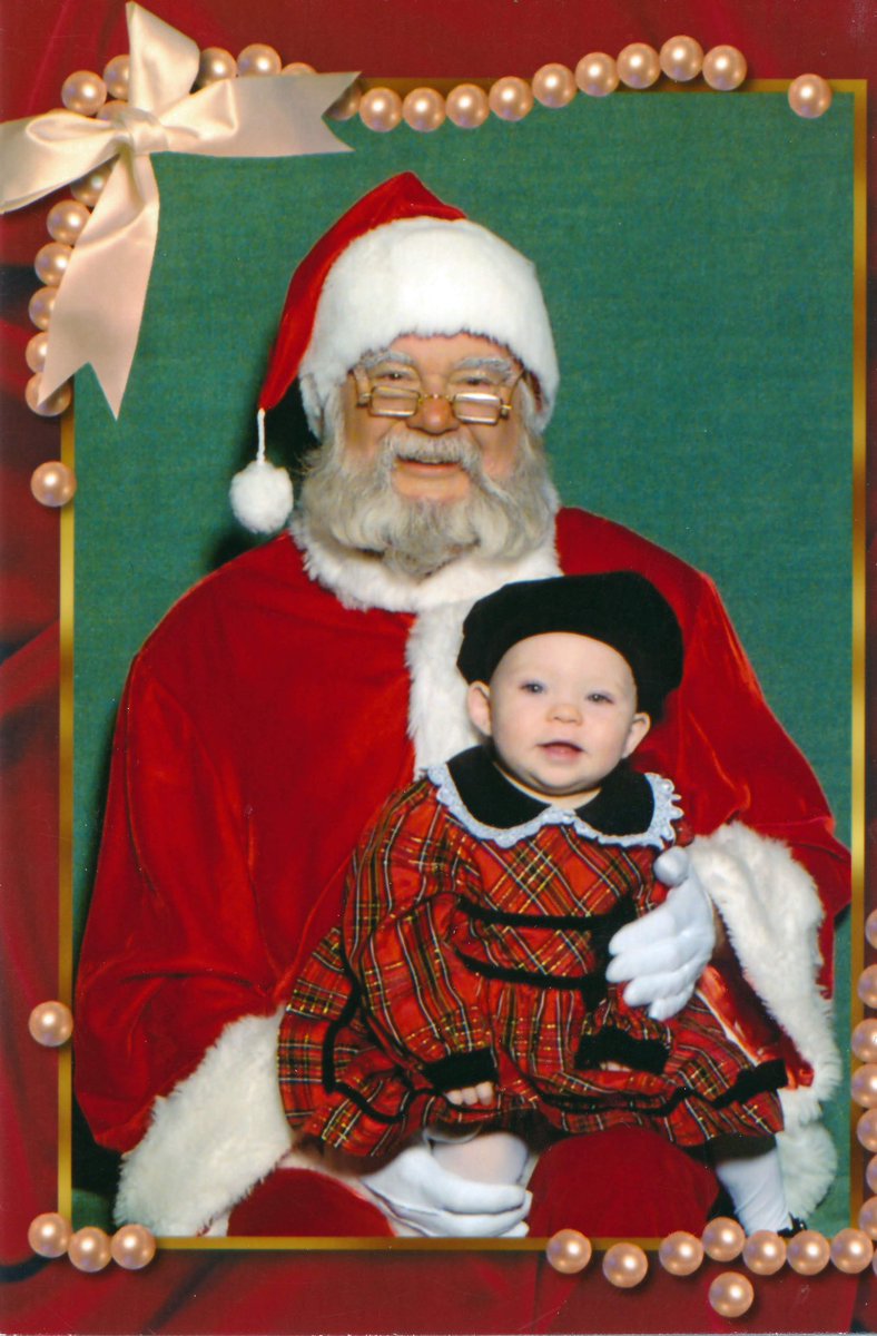 taylorhickson's tweet photo. merry chrysler https://t.co/jeYfssazjm
