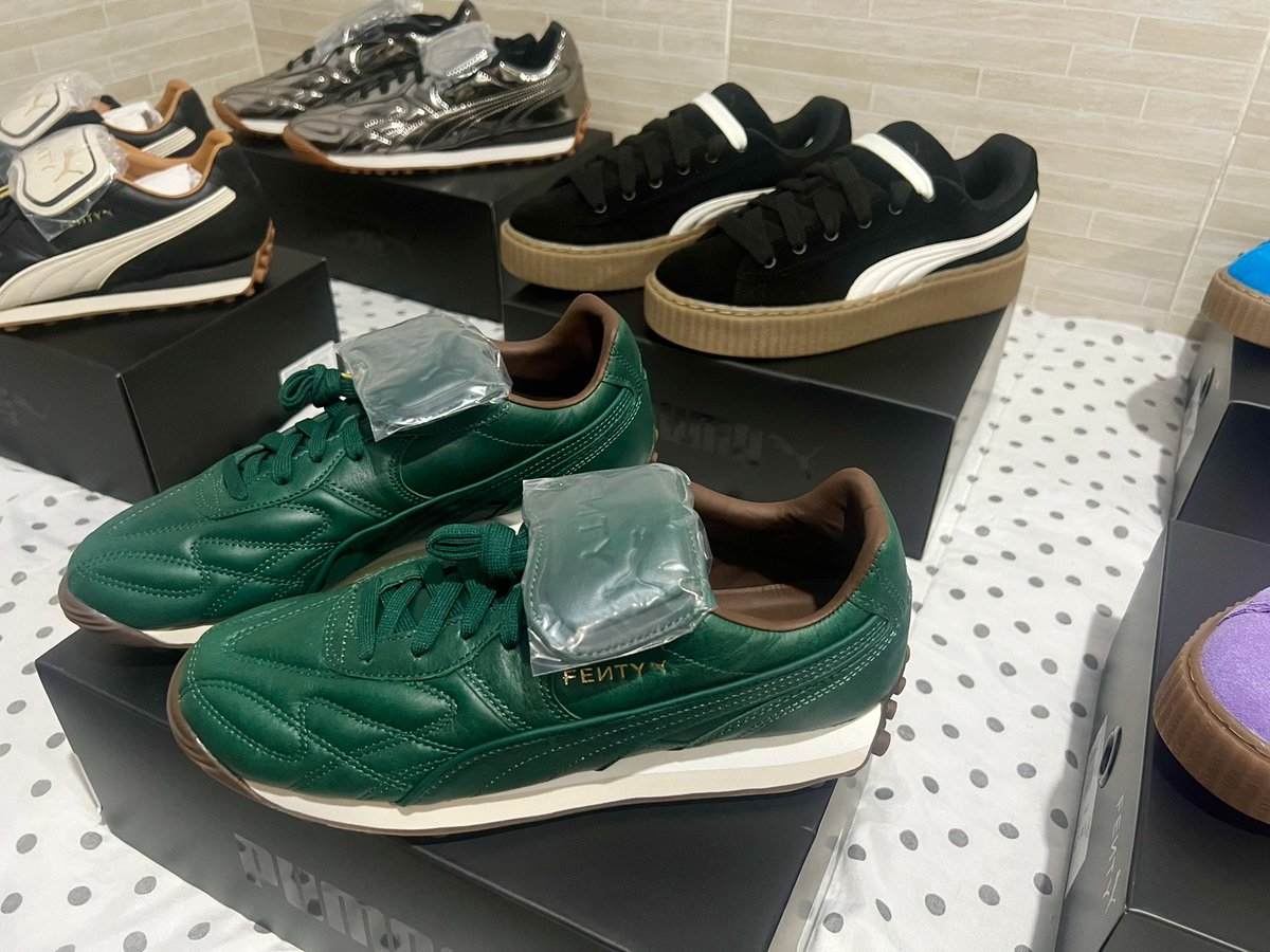 balnavy's tweet image. . @rihanna take all my money 💸❤️👟
#FENTYXPUMA