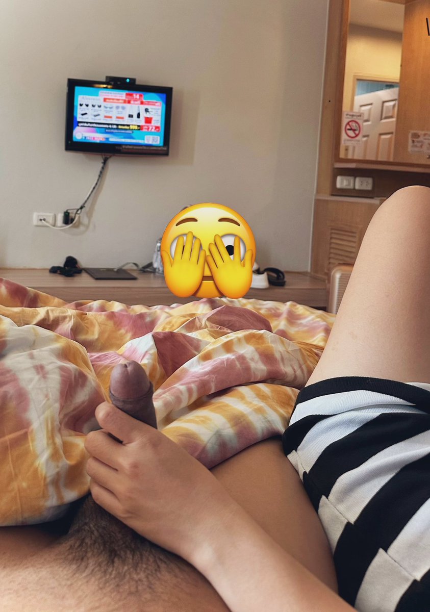 HulkKkn's tweet photo. แค่นอนจับมือเฉยๆ 🫣
ตามสบายครับ…สาวใหญ่ที่ไว้วางใจ https://t.co/zErIn1SmXm