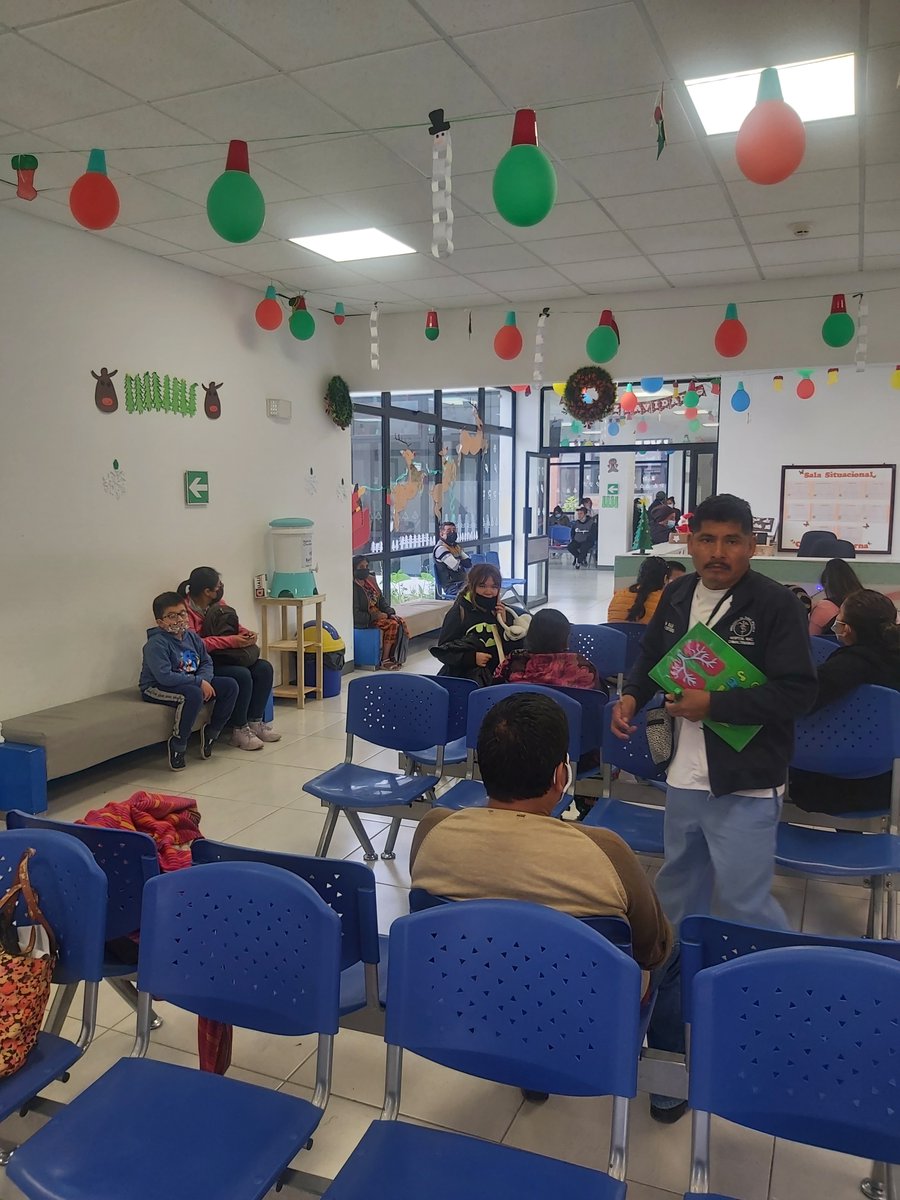 MinSaludGuate's tweet photo. El #MSPAS continúa con el fortalecimiento de la atención a la población guatemalteca en servicios de salud, prueba de ello es la implementación de las Unidades de Información en Salud y Atención al Usuario - #UISAU - en los 48 hospitales de la red nacional. 🏥💯 https://t.co/cDfB37dP4O