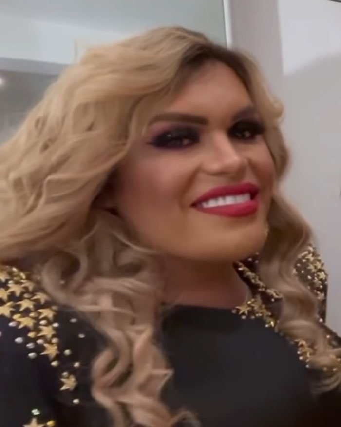 Rizosantrax's tweet photo. Si me dicen que soy homofóbico por preferir a una 
Mujer real.    // a una mujer trans 

Entonces yo mismo me declaro 1000% HOMOFÓBICO. https://t.co/pV5jjHFIkO