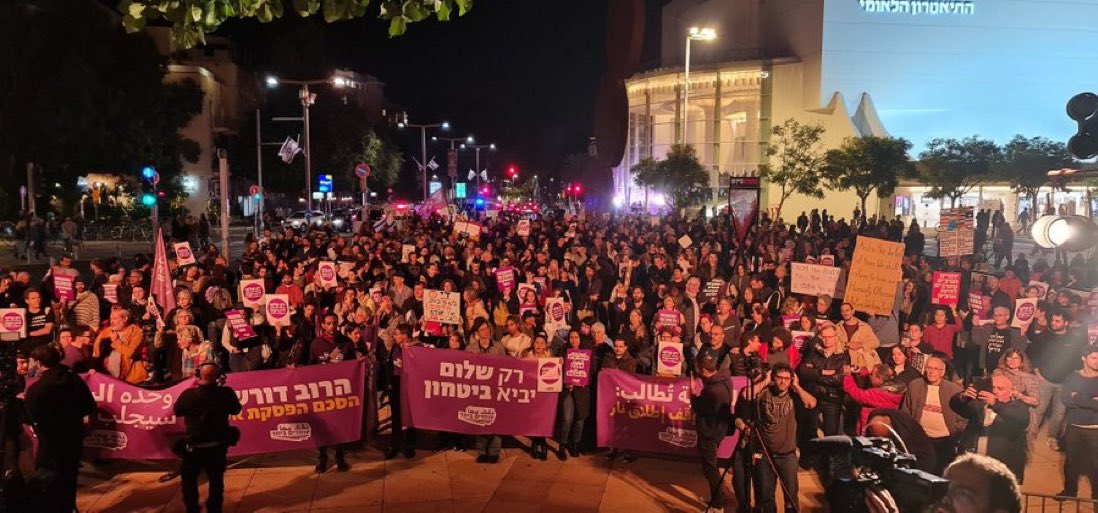 Now in Tel Aviv , Jews and Arabs in a rally for Israeli-Palestinian peace, end the war and killing , and the return of the kidnapped.