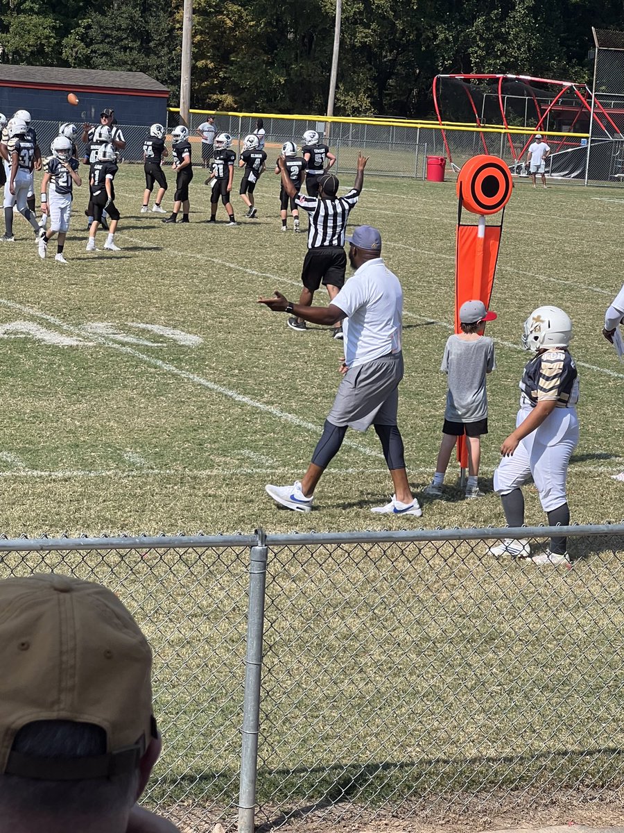 GrizzTigerTitan's tweet image. Yes, I’m interested and yes, I’m ready. #FridayNights #HardWork #iAintHard2Find 😤😤🏈🏈