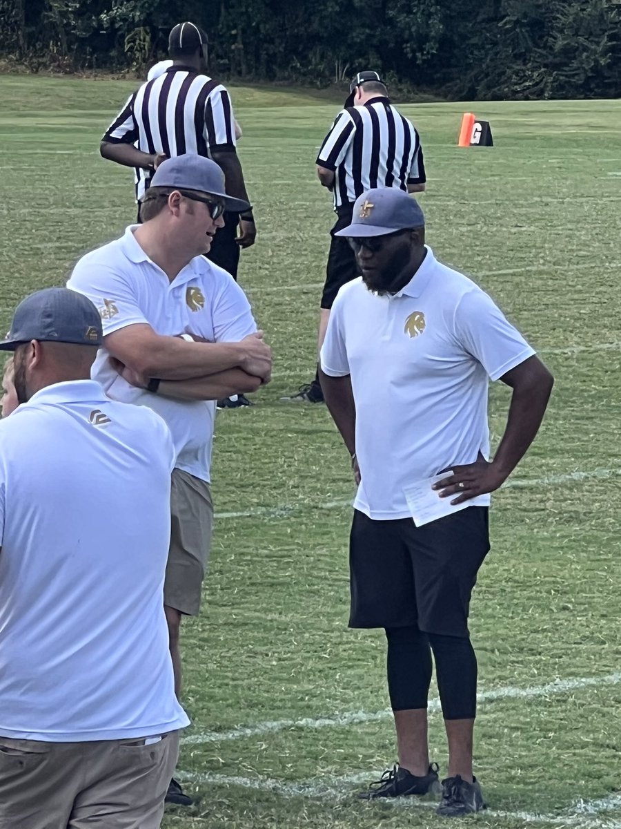 GrizzTigerTitan's tweet image. Yes, I’m interested and yes, I’m ready. #FridayNights #HardWork #iAintHard2Find 😤😤🏈🏈