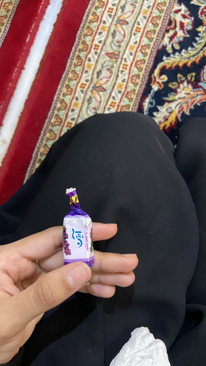 teem714's tweet photo. - سعادة عارمة، زُمرد صديق جديد 🤍
- شوفوا عبود صديقي الي دائمًا يهاوش زهور 
- عيد الغدير بجوار الأمير سلام الله عليه
- زيارة لمنزل أم ضياء الواقع بوسط مزرعة جميلة ! https://t.co/HzuDlvMnrH