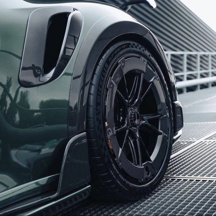 🤤🤤 #Porsche #porscheclub #supercars #hypercars