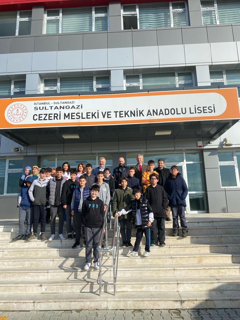 İlçemiz özel eğitim uygulama okullarından Ergun Baylav  ÖEUM’nu bir grup öğrencilerimiz ile ziyaret ederek farklı tür ve kademelerde eğitim öğretim faaliyeti gösteren kurumlar hakkında bilgi edindik.
<a href="/sultangazimem1/">Sultangazi İlçe Millî Eğitim Müdürlüğü</a> <a href="/sddemir25/">S</a>