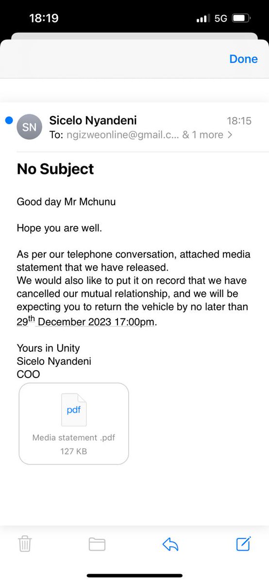 ZizinjaAbelungu's tweet photo. Ngizwe Mchunu should have known that the EFF is not the ANC. here in the EFF we do not tolerate nonsense. https://t.co/2nWpVOPWC4