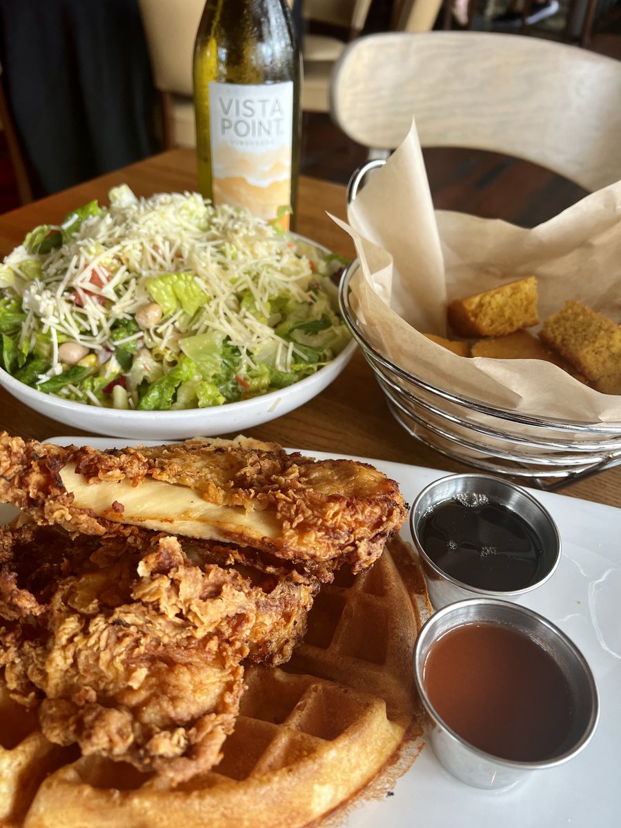 BurtMaxs's tweet photo. "Eating my way through the last week of the year, one meal at a time." 
Come in today and try our Chicken &amp; Waffles or Chopped Salad! Check out our menu down below! 
https://t.co/rvF92k2aog https://t.co/PwRHLIabjP