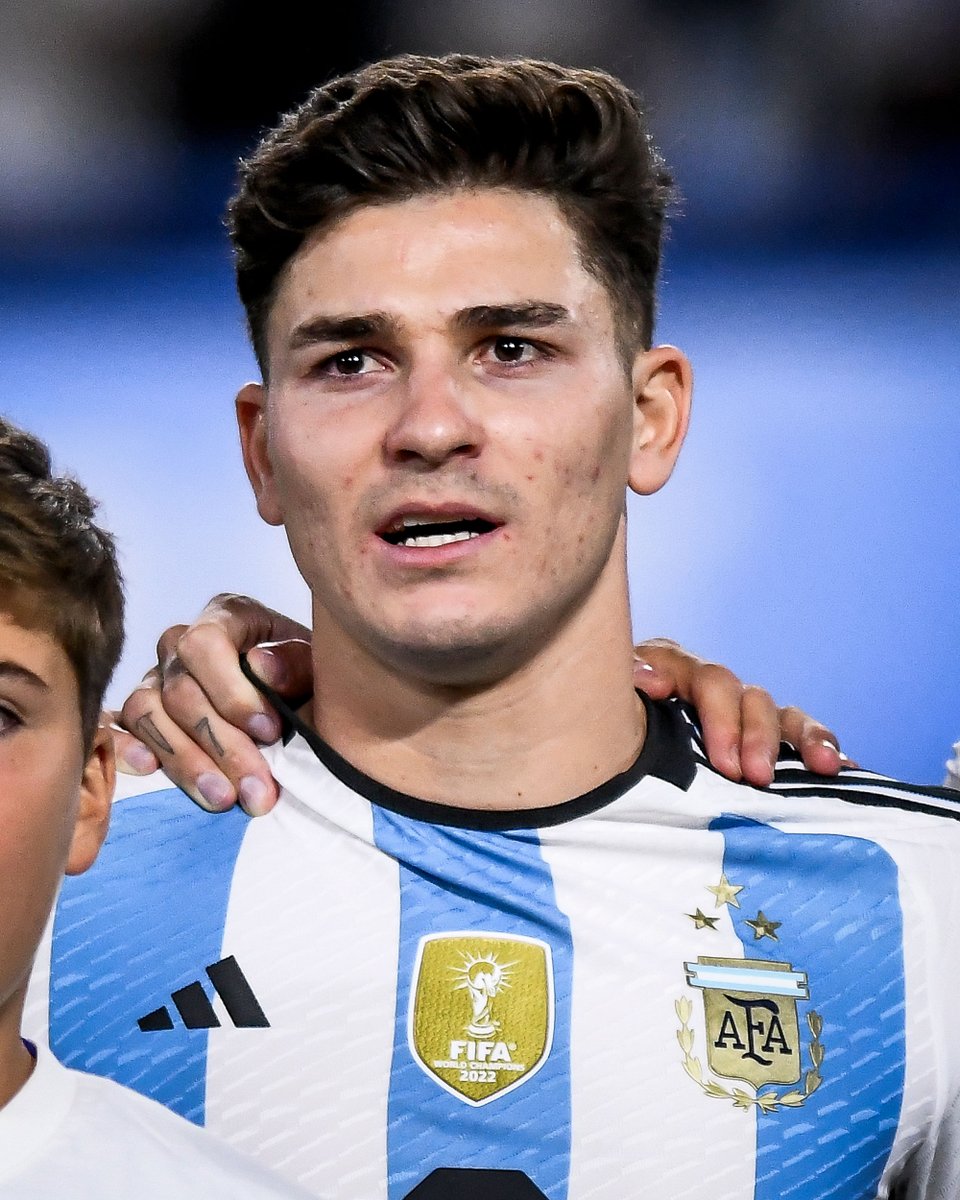 brfootball's tweet photo. Julián Álvarez is the only footballer to currently wear the ‘World Champions’ badge for both club and country ✨ https://t.co/iFl5GWYcJn