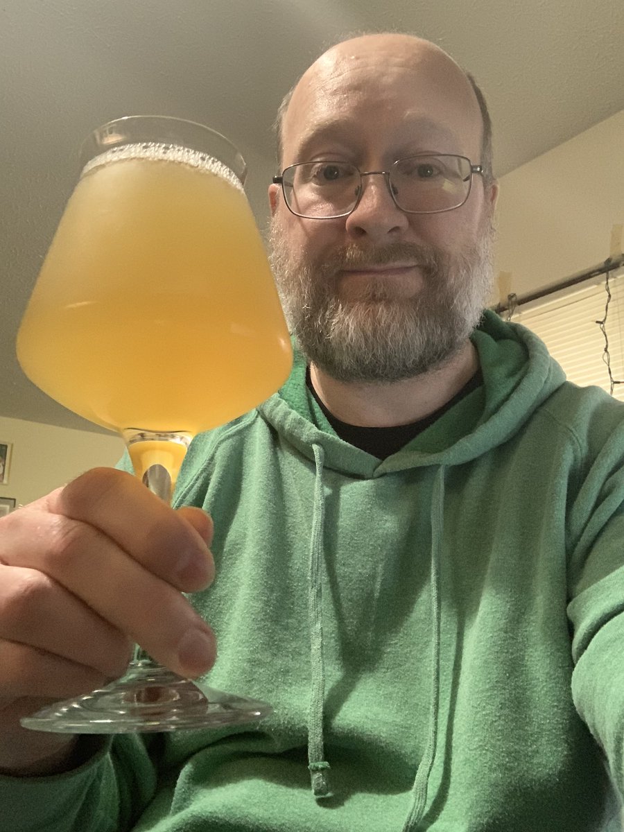 RealBMaxwell's tweet photo. Starting #ThirstyThursday with #HappyHollowBrewing Pawpaw Power mixed culture saison with Pawpaw 😃🍺👍 #CraftBeer #ohiocraftbeer @JonMontag @Just4BeerLovers @BeerSnobSean @ASFreed @BrewGuy_ @ephoustonbill @JohanBBT @badhopper @Senor_Greezy @RJellyman @PaulOBrien10 @CorkBeer https://t.co/hFhwED6uUR