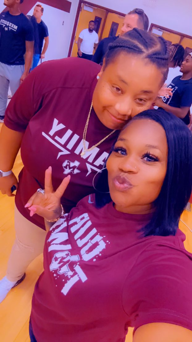 Kelsi Baker tweet media