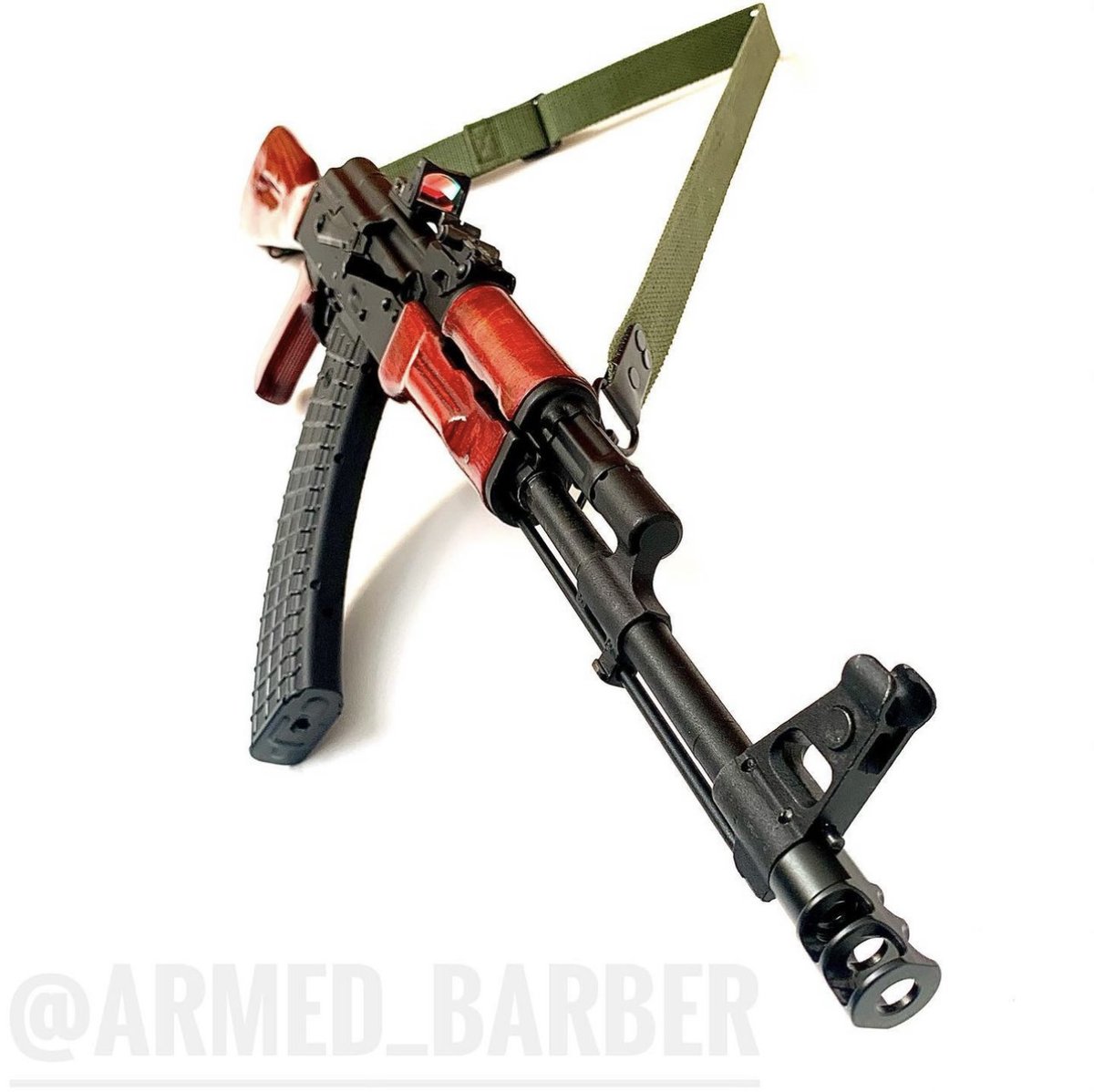 JMacCustoms's tweet photo. The 2C is compact, classic, and gets the job done!
๐ธ: armed_barber
#muzzledevicemonday https://t.co/7zVzTrGOl3