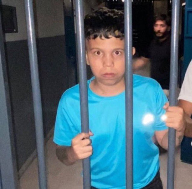 sinir krizi geçirip insanlara hayatı dar ettikten sonra “ben galiba regl olucam” demek suç olsaydı ben