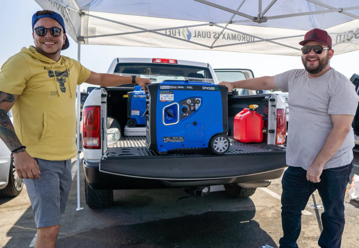 Generator_Mart's tweet image. Some are the life of the party, while others power the party! Be both, and get invited to more events! Consider the @DuroMaxPower dual-fuel DS-XP4500IH. Tap ow.ly/ne4f50QhBVZ to learn more. 

#Duromax #Generator #Party #Tailgating #FoodTrucks #Camping