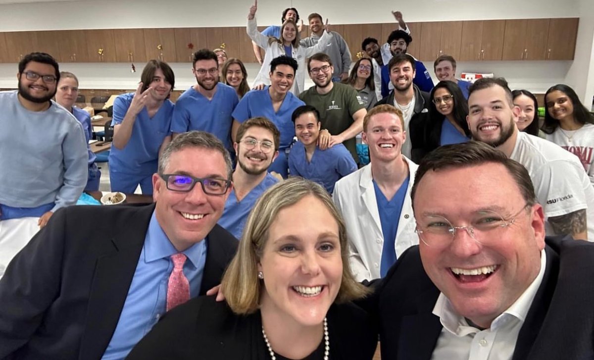 acoi_org's tweet photo. Thank you for making 2023 a year of historic progress!

The commitment of our members, including residents, students, physicians and subspecialists in the #osteopathic IM community, made it all possible.

We look forward to working alongside you in 2024.   #HappyNewYear! 

🙏🎊 https://t.co/q3Xn5NozGS