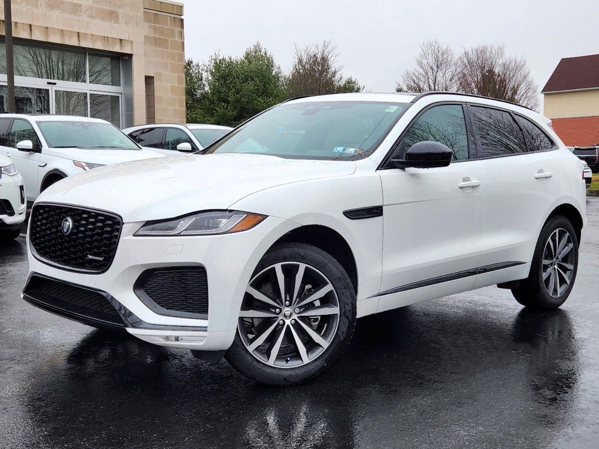 JLRwestchester's tweet image. Rainy days are a whole lot better in the new 2024 Jaguar F-PACE P250 🌧

In beautiful Ostuni Pearl White Metallic, this #JaguarFPace is well-equipped and ready to make any gloomy day brighter.

MSRP: $65,518
Stock Number: J24006