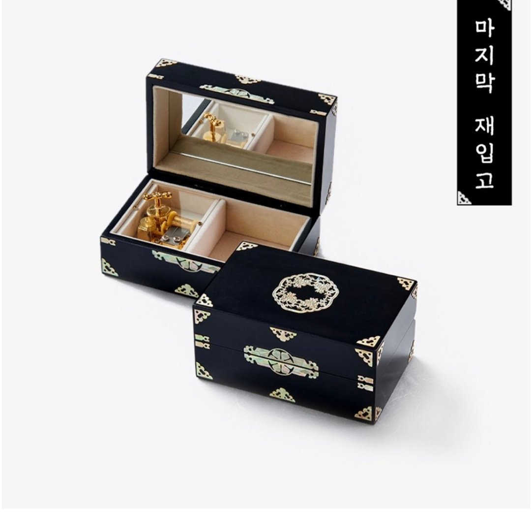Naomy_Timberly's tweet photo. @JMEESHOP #산타재이미 #재이미샵

I dream of getting some of these things✨💚🥺 https://t.co/s0k15cz5ex