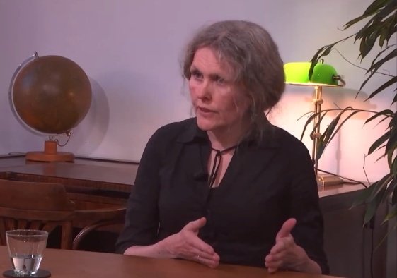 Huisarts Els van Veen laat zich sinds 2020 kritisch uit over het corona-beleid. In een recent interview weer! Trollen zijn een HETZE gestart, stalken de inspectie en willen haar kapot, om een mening! 

Doe een ♥️ &amp; RT als je Els steunt! Dit moet STOPPEN!