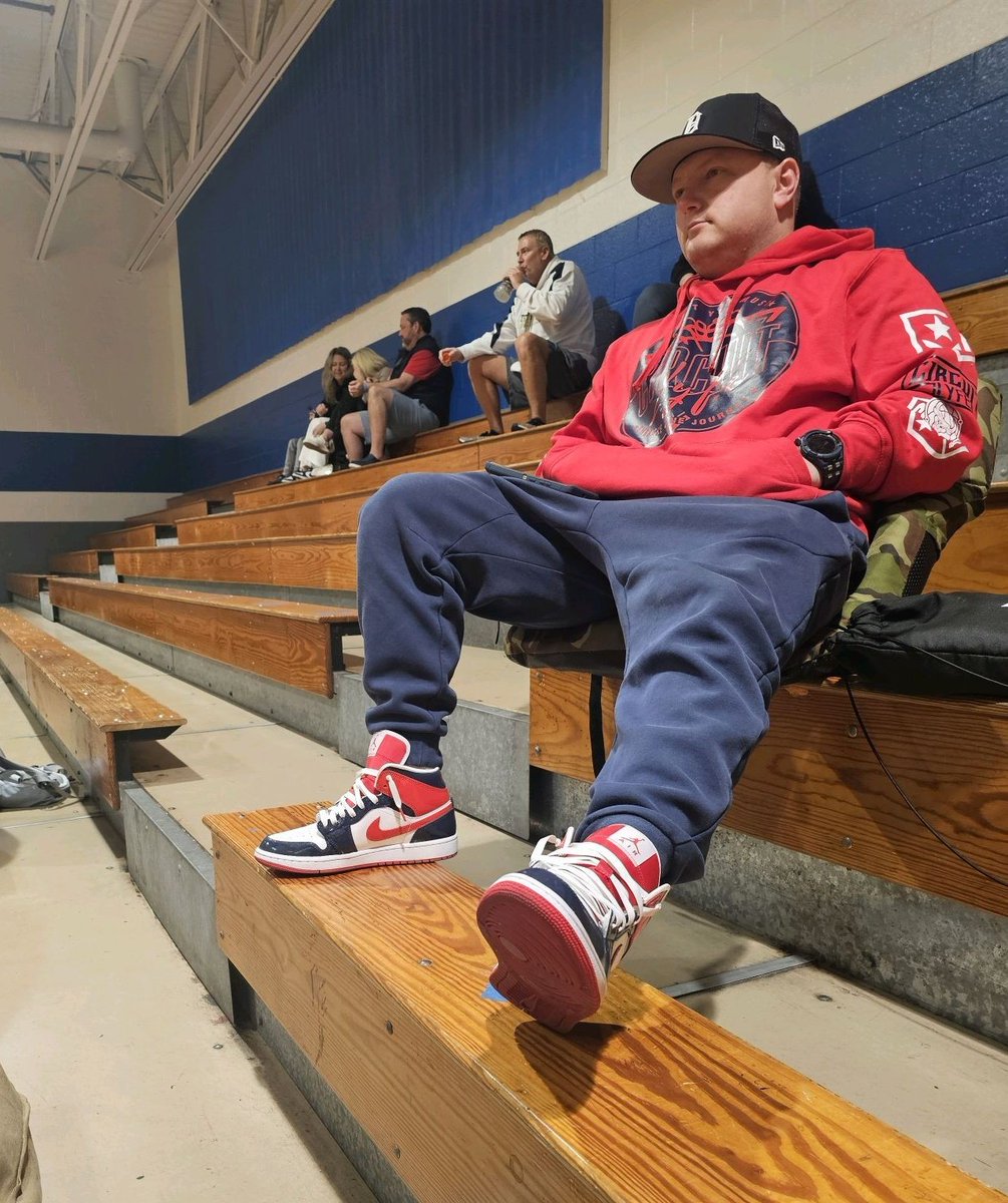 Chad2387's tweet photo. Cooling in SC! 🥶🥶 @circuit_lyfe https://t.co/sD3IGsdqyF