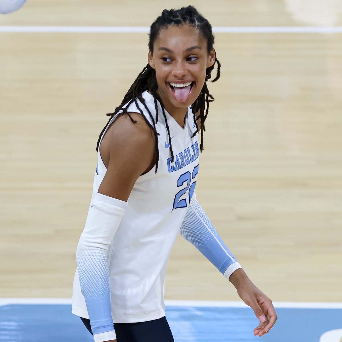 Carolina Volleyball tweet media
