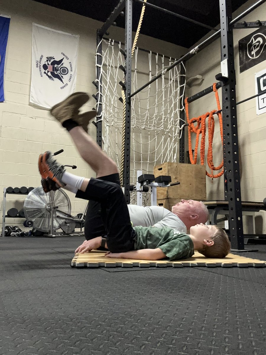 Krav_Lord's tweet photo. Love it when my Lil’ Warrior trains with me. This is the way. @Schwarzenegger @BornFitness @ketch #Arnoldschallenge https://t.co/okt71vjflE