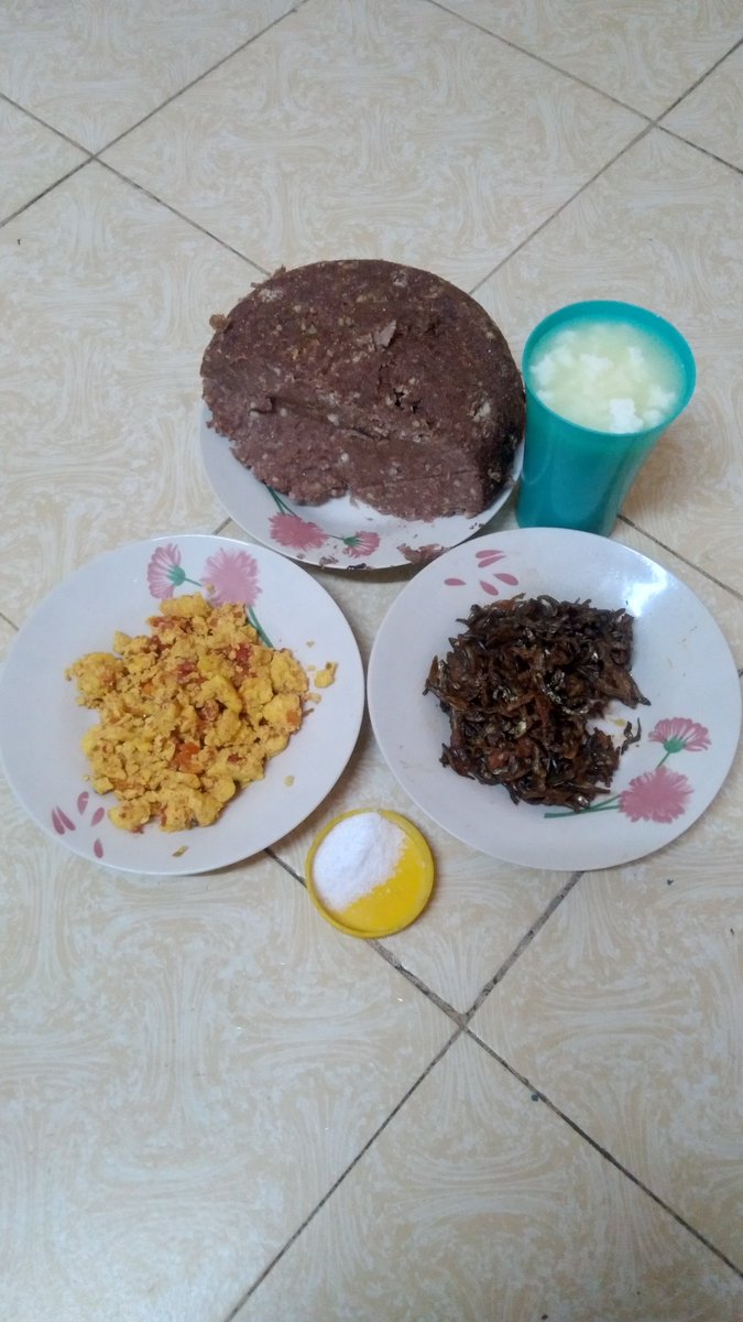 abuyamasta's tweet photo. Sardines, fried eggs, Fermented milk and ugali for supper https://t.co/kOv86t4xIH