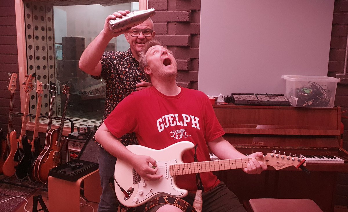 LorenzaWildcard's tweet photo. BTS:
FUN TIMES  IN THE MAKING OF "LOVE &amp; CUSS" - OUT JAN 27

@HeadlineMusicST

Pre-Save link:
https://t.co/r3lWQuBvHj

#singer #music #indiemusic #indieartist #musicproductionstudio #recordingartist #newmusic #newmusic2023 #MusicAlert 
#MTV #newsinglerelease #newrelease #mtvnews https://t.co/Z8ulDesfLB