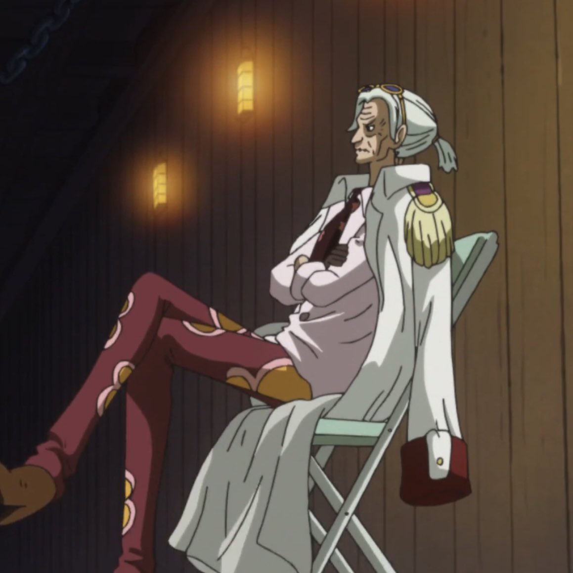 *นั่งเฝ้ากรงคุมขังของโจรสลัดที่จัดการได้ในวันนี้*