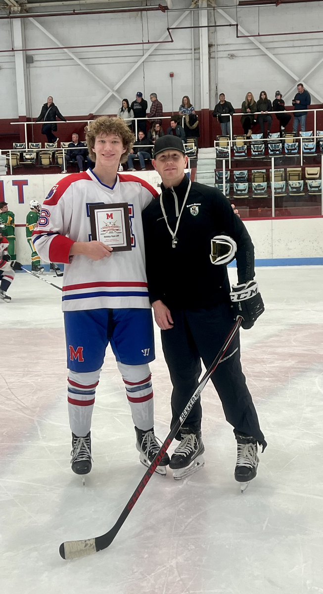 MSCHldyFaceOff's tweet photo. Brayden Slack (@Mountboyshockey) wins hardest shot! https://t.co/y7FzKvb1qa