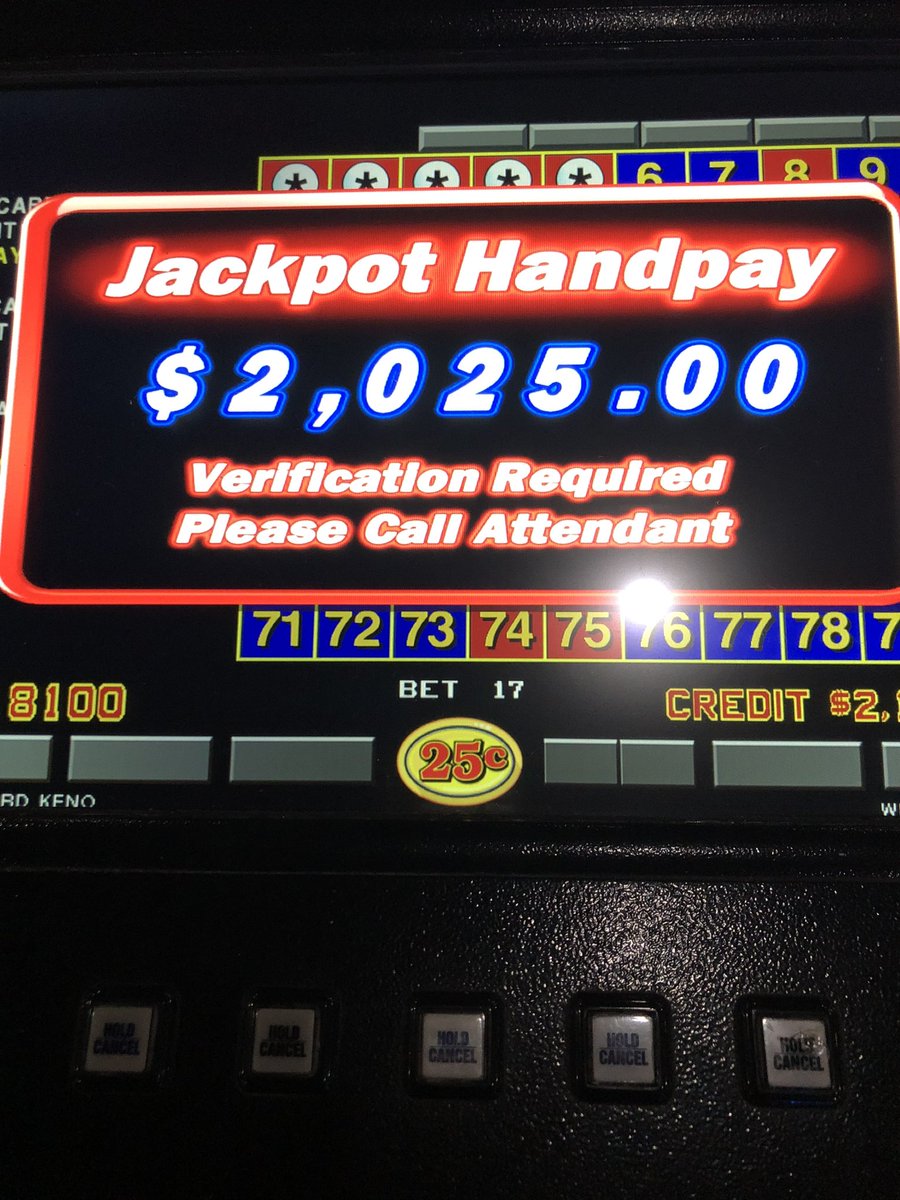 JacksonsBar's tweet photo. Santa is still giving away money. https://t.co/T1kh5gYFva