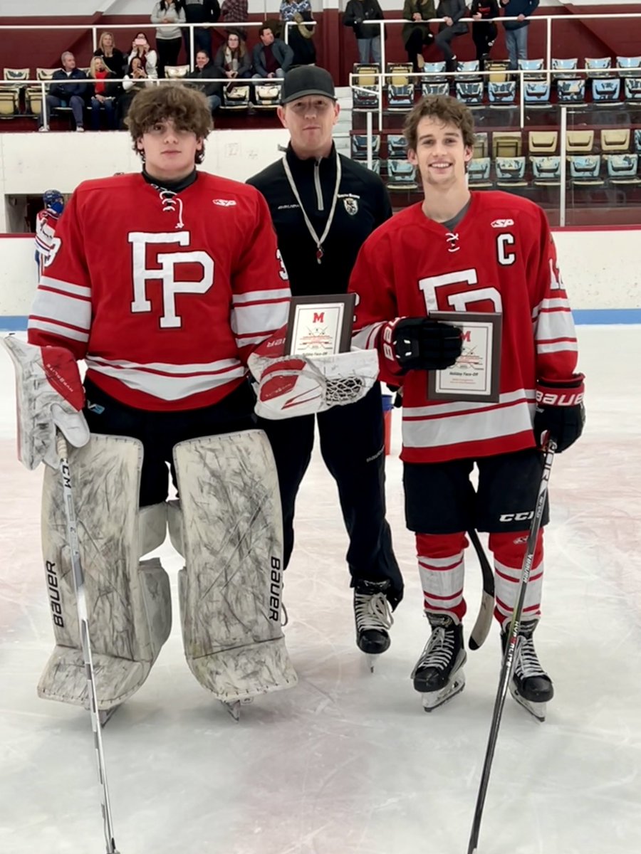 MSCHldyFaceOff's tweet photo. James Murphy &amp; Luke Trench (@FPvarsityhockey) take home the Shootout Challenge! https://t.co/aRYK2m06Lt