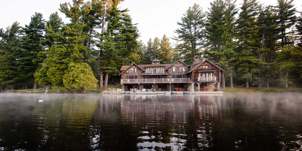LakeKora's tweet photo. A peek inside the Boathouse Black &amp; Red Rooms. Each offers a master bedroom, a wood-burning #fireplace &amp; bathroom with its own fireplace!  An upstairs bedroom offers a cozy fireplace &amp; lakeview balcony.  A home away from home…#Adirondacks-style. #luxurytravel #upstateny #iloveny https://t.co/xkvubwWatB