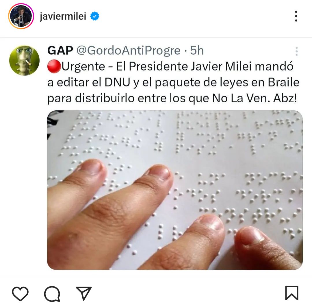 Seoriza17's tweet photo. El presidente burlándose de los no videntes, porque dejémonos de joder con la corrección política y aguante el bullying 

Son la horda primitiva https://t.co/RyY5Mte2GQ