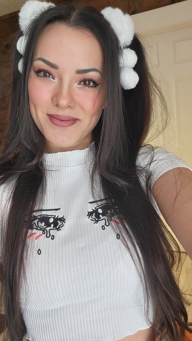 Watch Joanie Brosas ✈️ SDCC #814's leaked NSFW photo on TwXstars