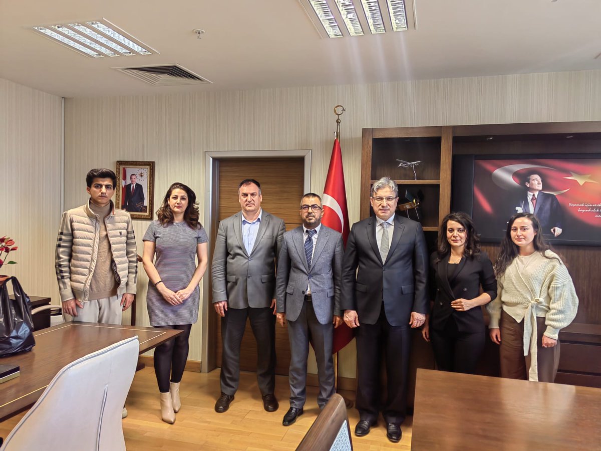 CbsDernegi's tweet photo. 1-CBS Derneği Genel Başkanımız Ömer Faruk ŞAHİN bey ve beraberindeki heyetle birlikte ÇŞİD CBS Genel Müdürü Ömer ALAN, Genel Müdür Yardımcısı Akın KISA, TOKİ Başkan yardımcısı Dursun BAŞTÜRK ve TOKİ Emlak Daire Başkanı Mehmet Akif YAKAR beyi Makamında ziyaret etti. https://t.co/GERBrwk0a8