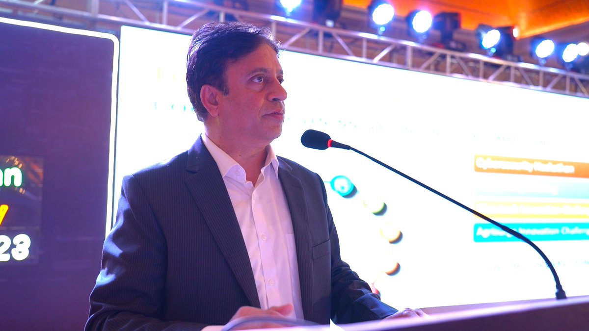 IgniteNTF's tweet image. #CybersecurityHackathon2023 #AwardsCeremony🏆 Dr. Umar Saif, Federal Minister IT &amp;amp; Telecom, CEO Ignite, Asim Shahryar, CISO HBL MfB, Waqas Haider, and Bug Bounty Hunting Spokesperson, Khizer Javed highlighted vital role of #cybersecurity skills for a fortified #DigitalPakistan.🇵🇰