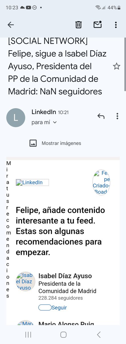También tiene su cosa que mi olvidado Linkedin intente llamar mi atención con algunas recomendaciones que me hace.