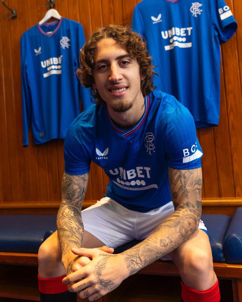 New club and new home! It is truly a pleasure for me to play for Rangers and I hope to celebrate many victories together.🏆 Come on #RangersFC 💙