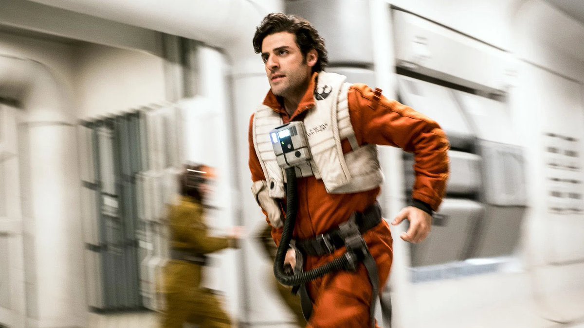 ScarifPodcast's tweet photo. Poe running. #RandomScreenShots https://t.co/jH9gnPE6t8