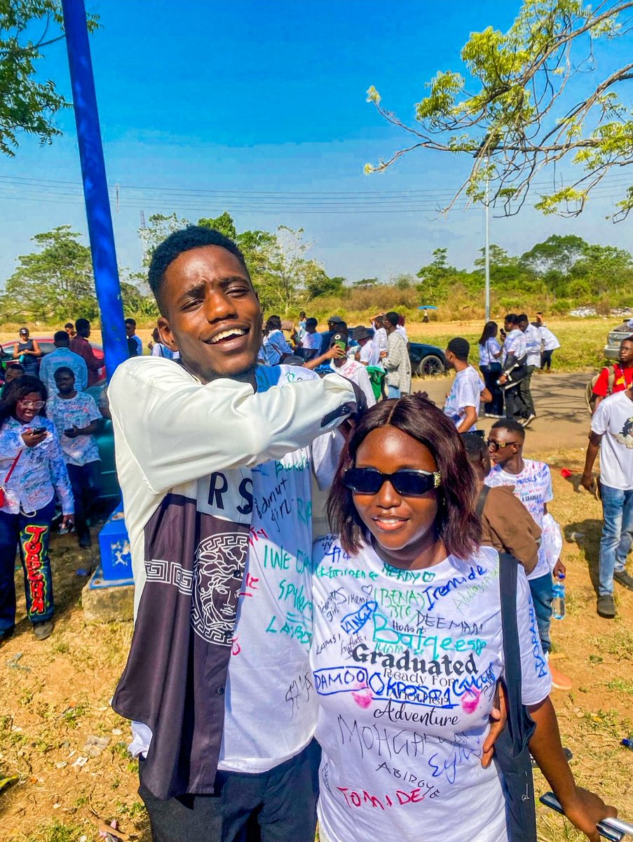 olatayoadewuyi's tweet image. I'm sooooooo late.
But, here are some pictures.
#invictaclass22 #Futaclass22