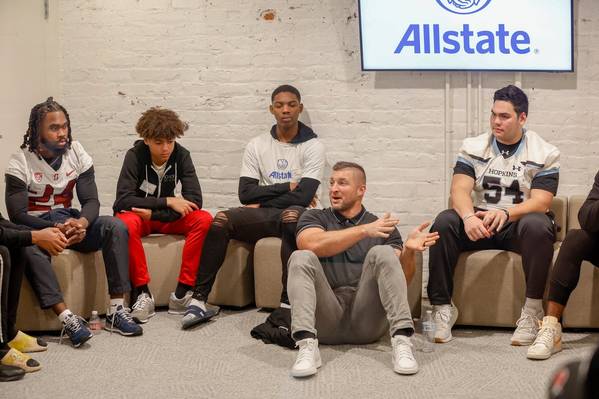 COMING SOON: We’re excited to once again join the Allstate AFCA Good Works Team this Sunday for fun, fellowship, &amp; community.
 
Our mentees will be participating in flag football with special guests, making an impact through volunteerism.

Go <a href="/WeAreAFCA/">AFCA</a> <a href="/Allstate/">Allstate</a>!

#GoodWorksTeam