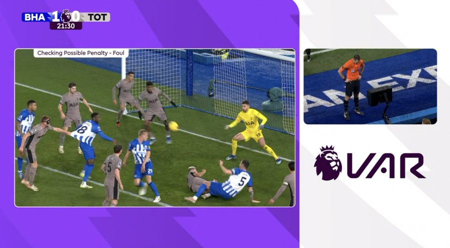 EllBretland's tweet photo. This on the left is a modern day penalty in December 2023.

They didn't get given back in my day in *checks notes

December 2023. https://t.co/oVE8ZFgVJm