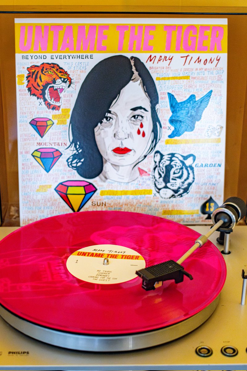 mergerecords's tweet photo. This neon pink vinyl really pops 😍🩷
Don't sleep on the new Mary Timony album Untame the Tiger, out Feb 23, 2024 🐯
#vinyl #record #marytimony #mergerecords https://t.co/czwHdhJR1I