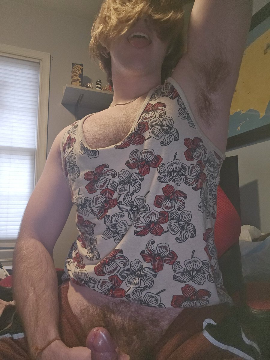 GoonerHimbo's tweet photo. My fit looks hit doesn't it? https://t.co/oBzxGf8WjD