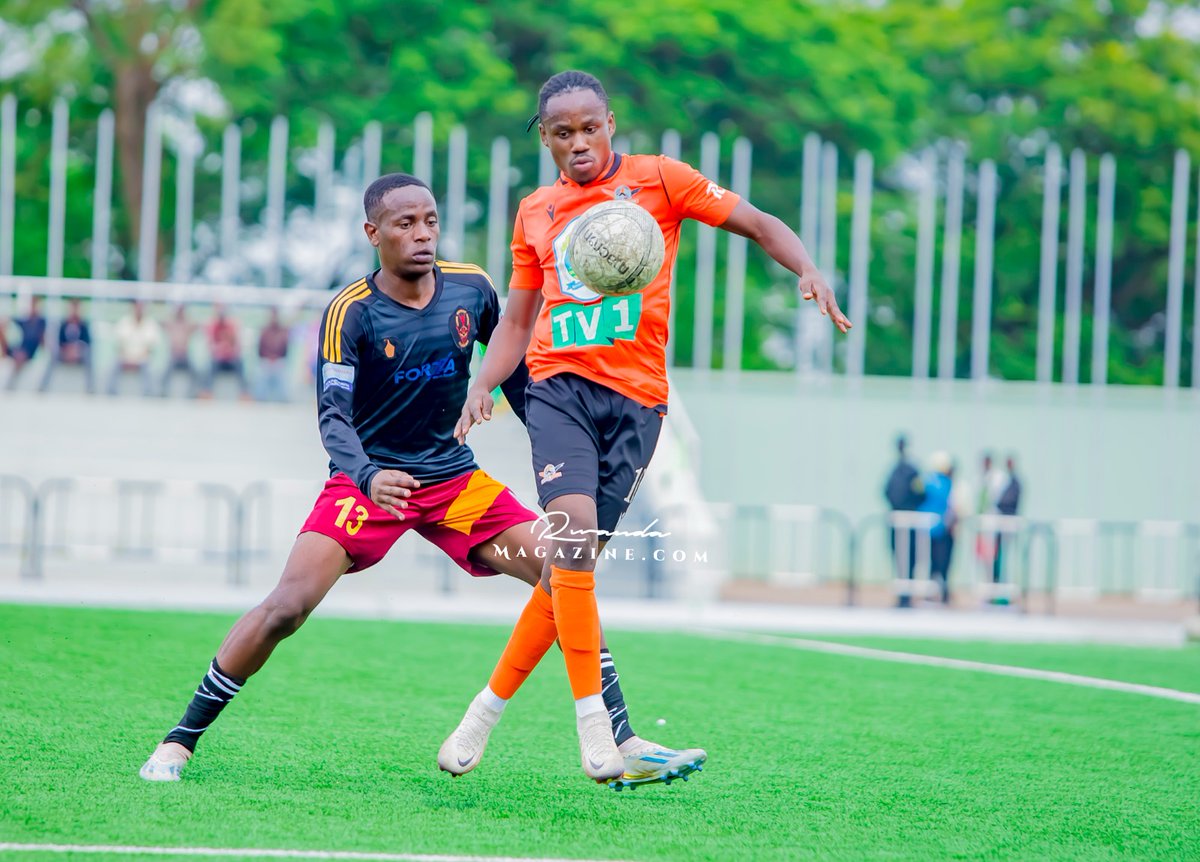 rwanda_magazine's tweet photo. #PeaceCup 

Gasogi Utd 3-0 Tsinda Batsinde[3-0]

United Stars 0-0 Kamonyi[1-2]

Amakipe yakomeje muri ⅛ cy'irangiza

-Vision FC
-Gorilla FC
-Gasogi Utd
-AS Kigali
-Addax FC
-Bugesera FC
-Interforce FC
-Kamonyi FC

Sunrise FC yasezerewe nk'ikipe yatsinze nabi!

#rmupdates https://t.co/FiCAF4wwnP