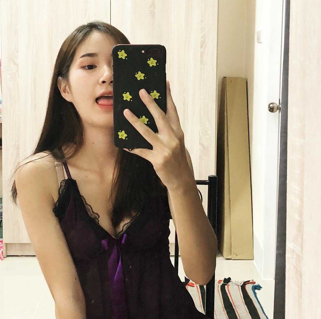 bibi009304052's tweet photo. มีเด็กไว้กอดหน้าหนาวแล้วยัง 🥰
🆔️nbeesexy
#รับงานร้อยเอ็ด 
#รับงานร้อยเอ็ดในเมือง 
#นัดเย็ดร้อยเอ็ด https://t.co/GdcmKkNj0m